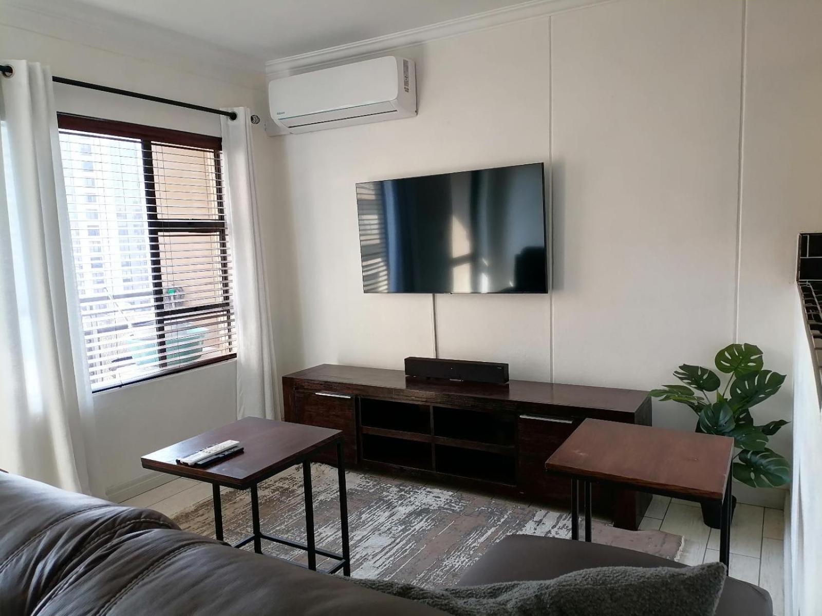 Emabheleni Executive Suites Westpoint Johannesburg Ruang foto