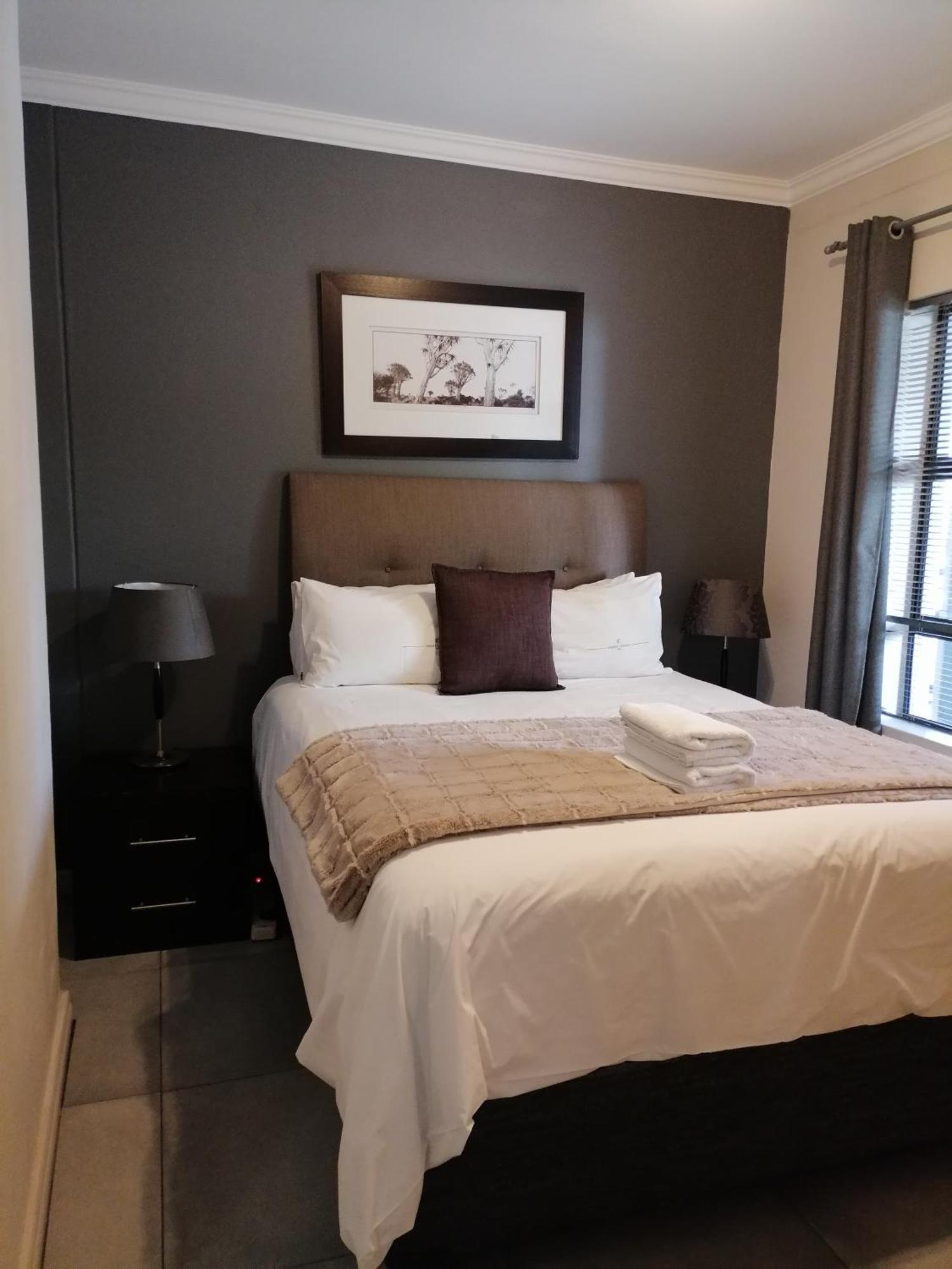 Emabheleni Executive Suites Westpoint Johannesburg Bagian luar foto